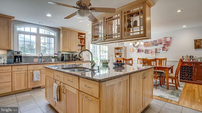 Dining room, Interior, Kitchen, Recessed Lighting