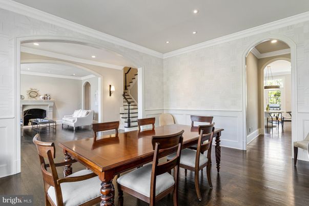 Dining room, Fireplace, Interior, Recessed Lighting, Wood Texture Flooring