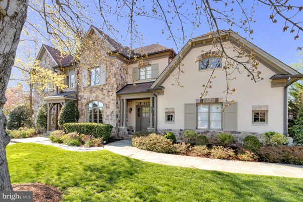 Backyard, Exterior, Facade, French Provincial