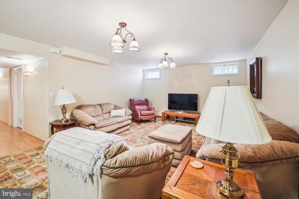 Chandelier, Interior, Living room, Wood Texture Flooring