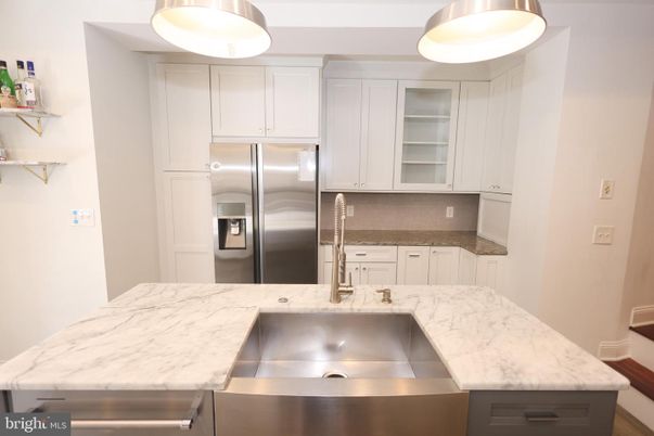 Interior, Kitchen, Pendant Lights, Stainless Steel Appliances