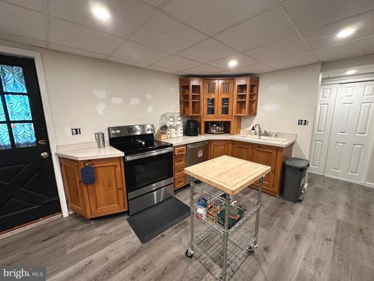 Interior, Kitchen, Recessed Lighting, Wood Texture Flooring
