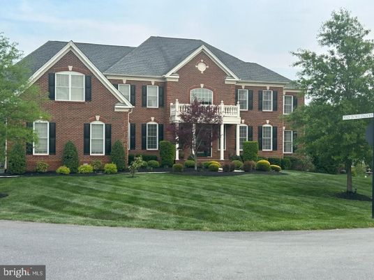 Exterior, Facade, Brick Facade, Brick Traditional