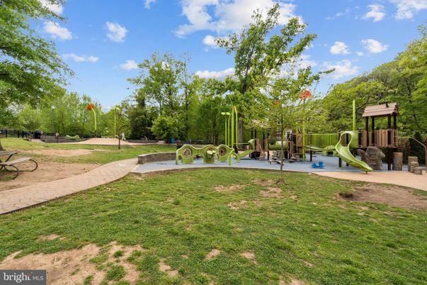 Backyard, Exterior, Playground
