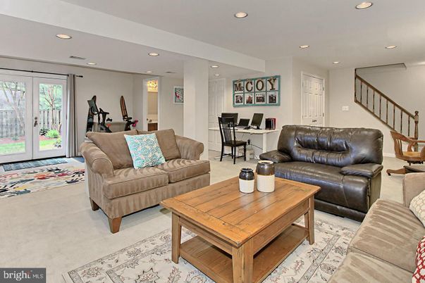 Dining room, Fitness Equipment, Interior, Living room, Recessed Lighting