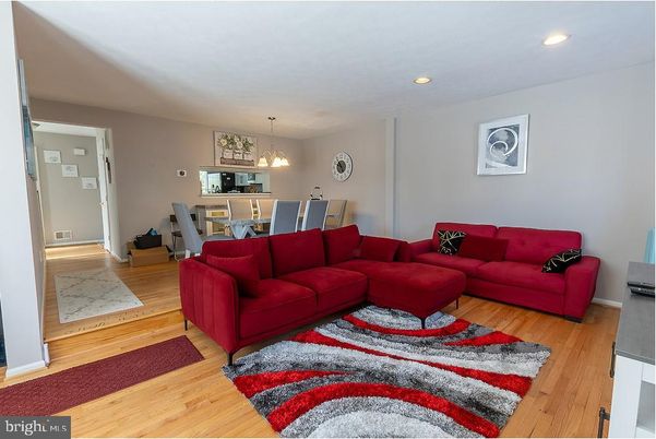 Dining room, Interior, Living room, Pendant Lights, Recessed Lighting, Wood Texture Flooring