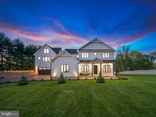 Attached, Backyard, Exterior, Facade, Farmhouse
