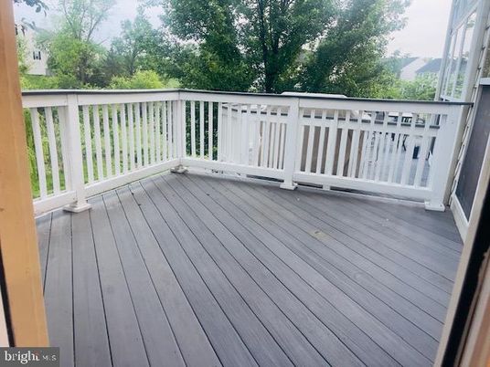 Exterior, Wood Texture Flooring