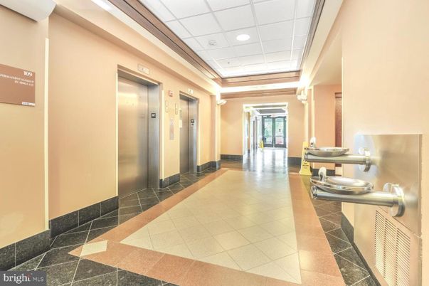 Elevator, Interior, Recessed Lighting