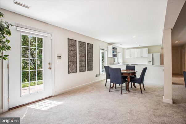 Dining room, Interior, Kitchen, Recessed Lighting