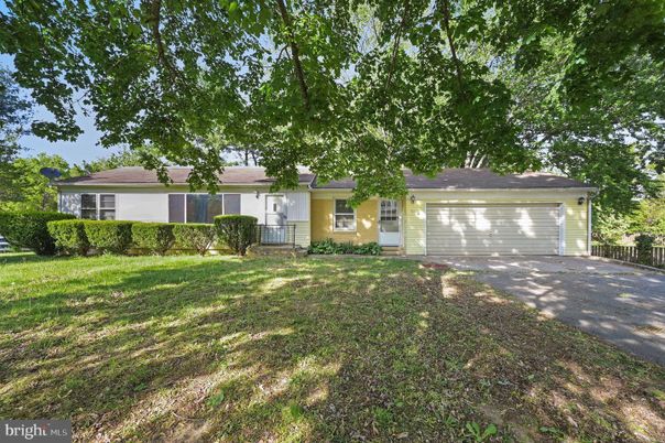 Attached, Backyard, Exterior, Facade, Ranch