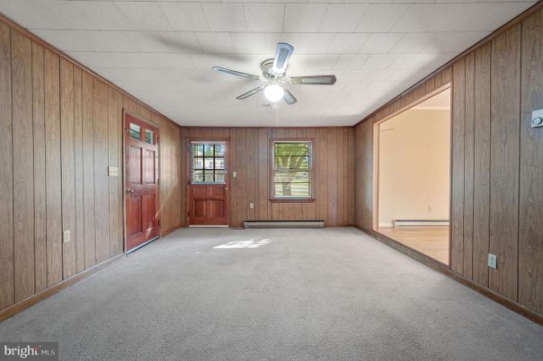 Empty room, Interior, Wooden Walls