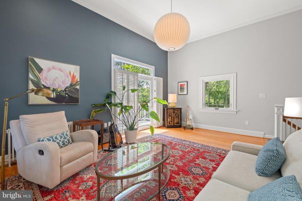 Interior, Living room, Pendant Lights, Wood Texture Flooring