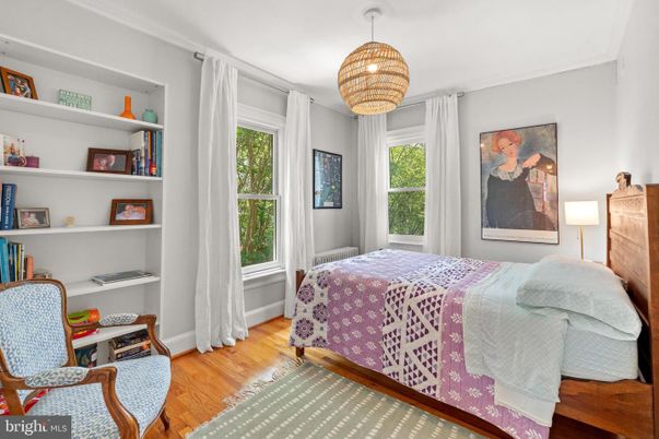 Bedroom, Interior, Pendant Lights, Wood Texture Flooring