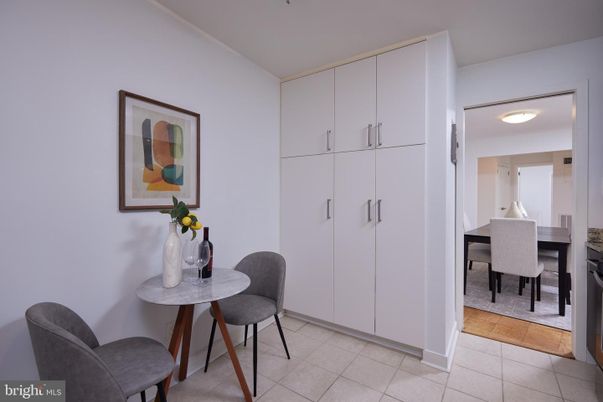 Dining room, Interior