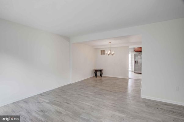 Chandelier, Empty room, Interior, Wood Texture Flooring