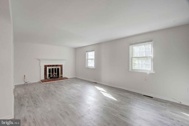 Empty room, Fireplace, Interior, Wood Texture Flooring