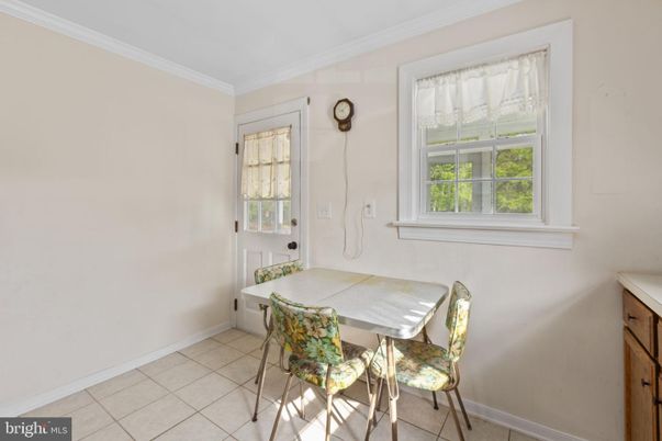 Dining room, Interior