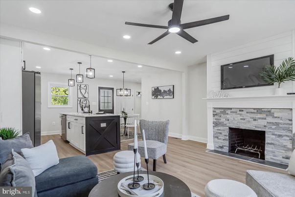 Fireplace, Interior, Kitchen, Living room, Pendant Lights, Recessed Lighting, Wood Texture Flooring