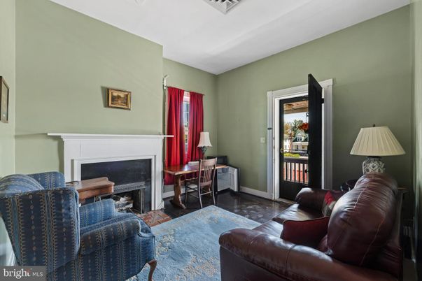 Fireplace, Interior, Living room