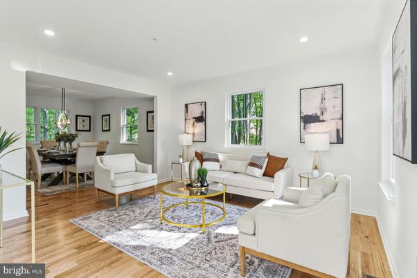 Dining room, Interior, Living room, Pendant Lights, Recessed Lighting, Wood Texture Flooring