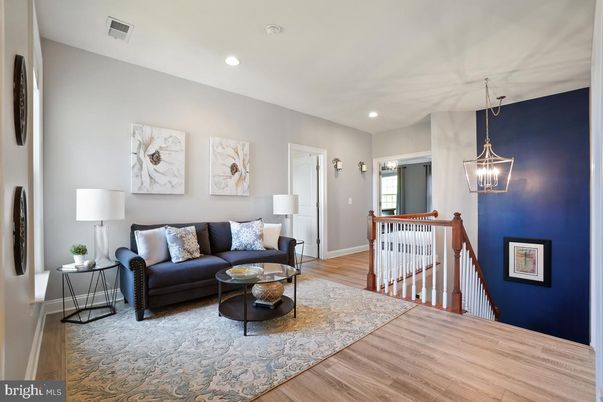Interior, Living room, Pendant Lights, Recessed Lighting, Wood Texture Flooring