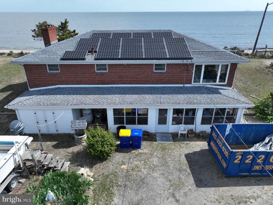 Exterior, Solar Panels