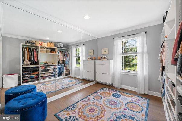 Interior, Recessed Lighting, Walk-in Closets, Wood Texture Flooring