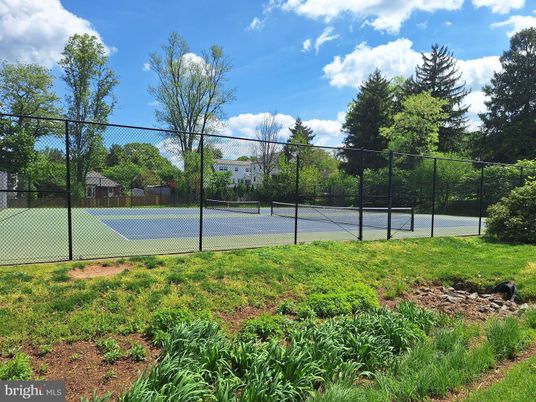 Exterior, Tennis Courts