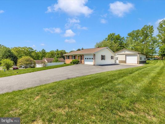 Backyard, Detached Garage, Exterior