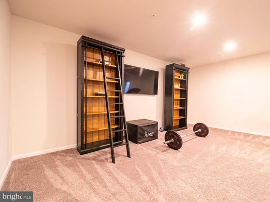 Fitness Equipment, Interior, Recessed Lighting