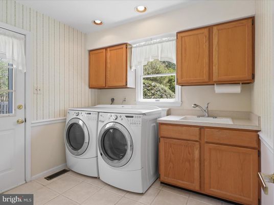 Interior, Recessed Lighting, Washer
