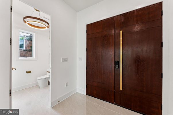 Bathroom, Interior, Pendant Lights