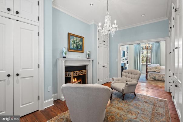 Chandelier, Fireplace, Interior, Recessed Lighting, Wood Texture Flooring