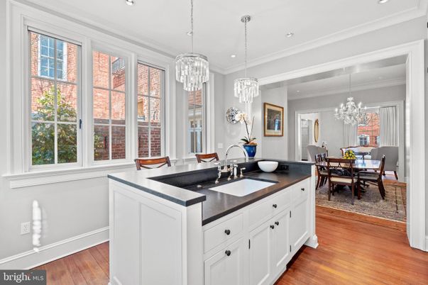 Chandelier, Dining room, Interior, Recessed Lighting, Wood Texture Flooring