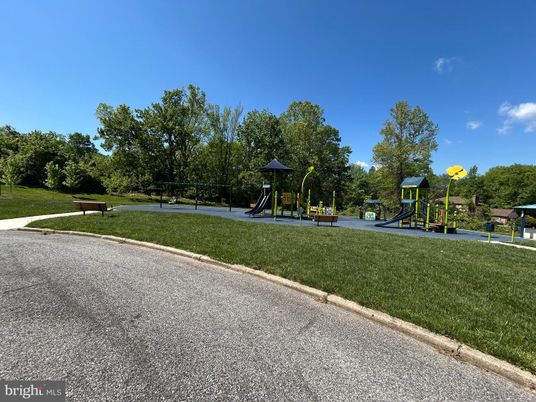 Backyard, Exterior, Playground