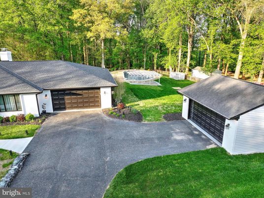 Backyard, Detached Garage, Exterior
