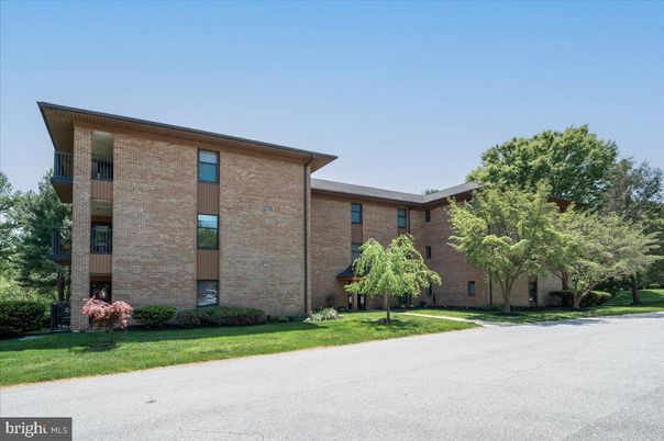 Exterior, Facade, Brick Facade, Modern