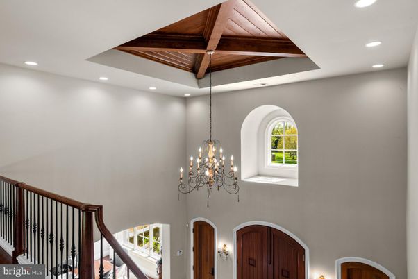 Chandelier, Interior, Recessed Lighting, Wooden Beams, Wooden Ceilings