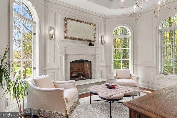 Chandelier, Fireplace, Interior, Wood Texture Flooring