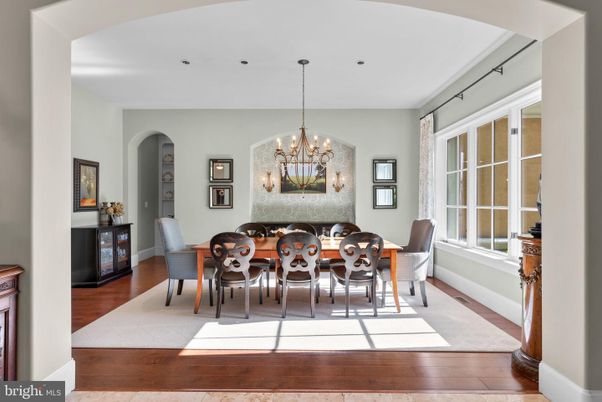 Chandelier, Dining room, Interior, Recessed Lighting, Wood Texture Flooring