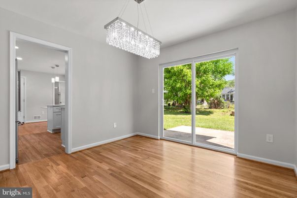 Chandelier, Empty room, Interior, Pendant Lights, Recessed Lighting, Wood Texture Flooring