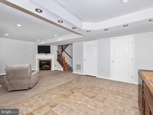 Fireplace, Interior, Recessed Lighting