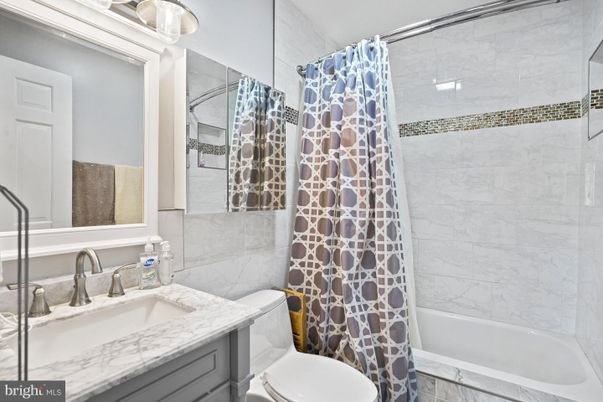 Bathroom, Interior, Marble Walls