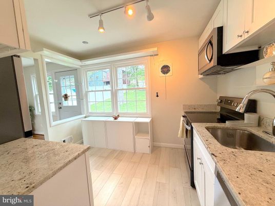 Interior, Kitchen, Wood Texture Flooring