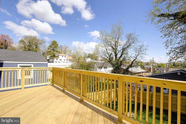 Exterior, Wood Texture Flooring