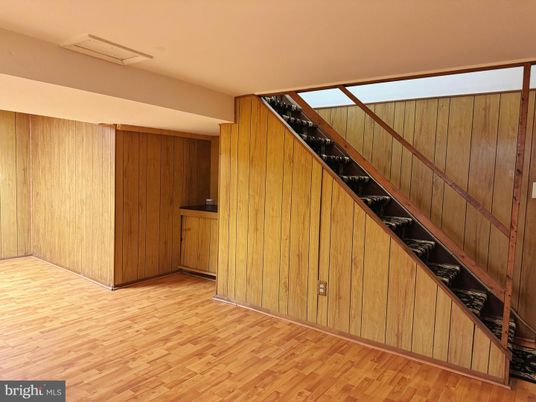Empty room, Interior, Wood Texture Flooring, Wooden Walls