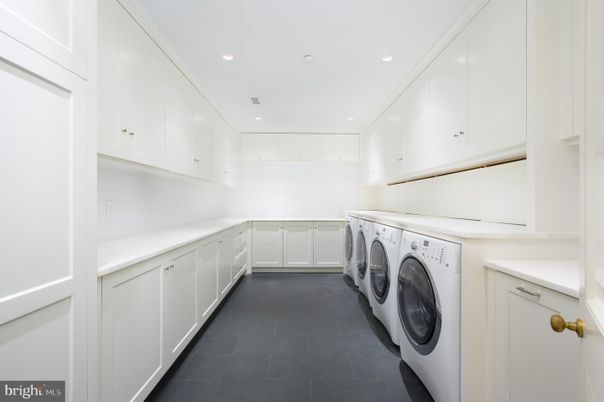 Interior, Recessed Lighting, Washer