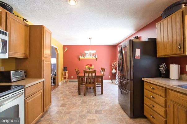 Chandelier, Dining room, Interior, Kitchen, Recessed Lighting