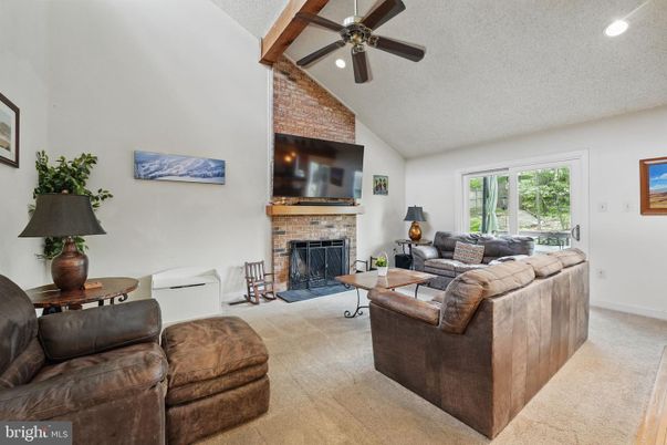 Fireplace, Interior, Living room, Recessed Lighting